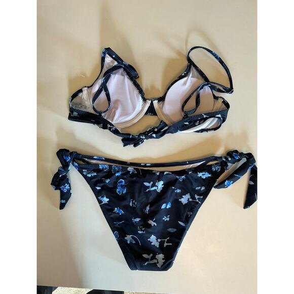 Shein Navy Blue Underwire Bikini - Stylish and Supportive - Picture 4 of 5